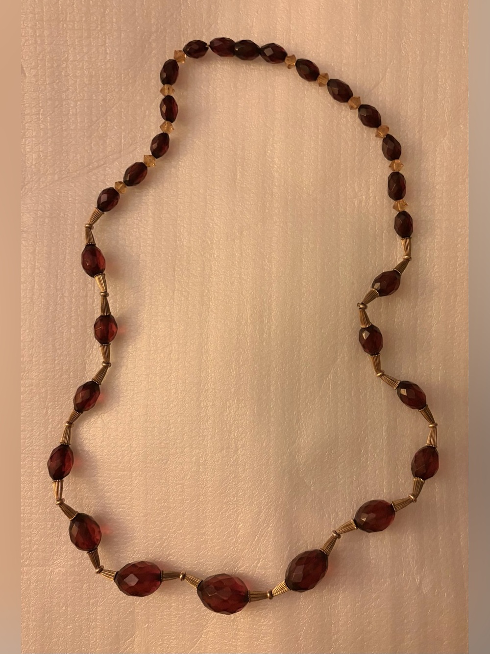 * Art Deco Black Cherry Bakelite Bead Hidden Clasp Necklace Vintage Antique *